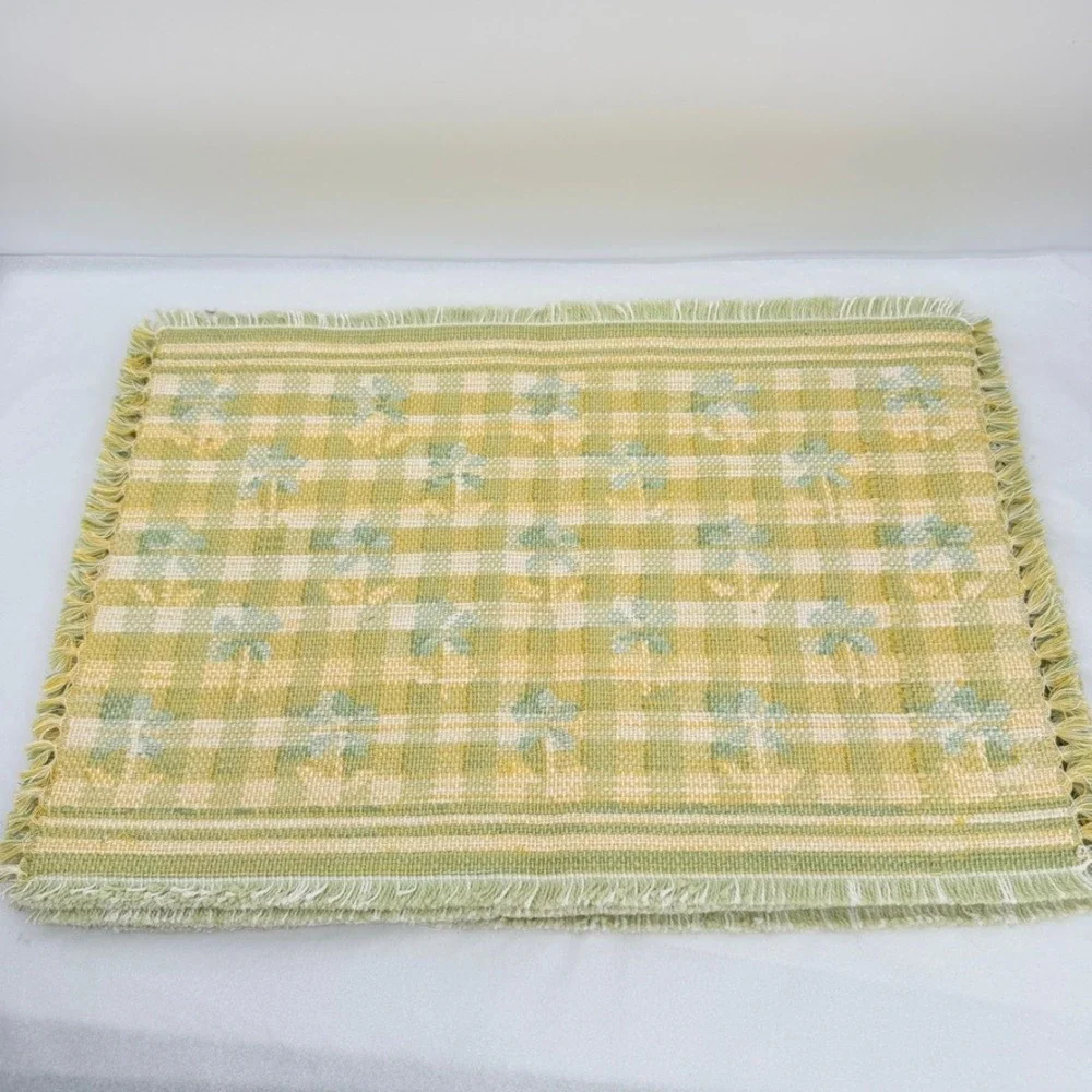 Woven Placemats Set of 4 Green Gingham Floral Fringe Cottage Country Kitchen
